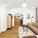 Apartment Boutique Center